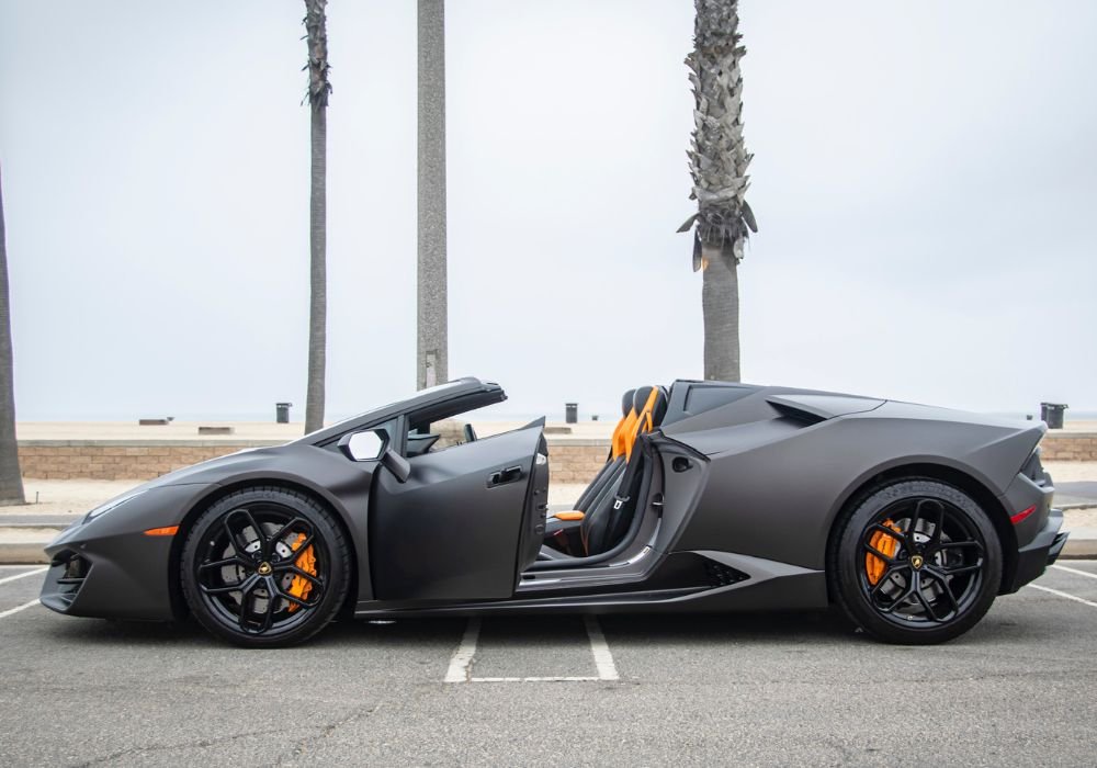 Lamborghini Huracan Spyder High-Performance Convertible | Mosh Exotics
