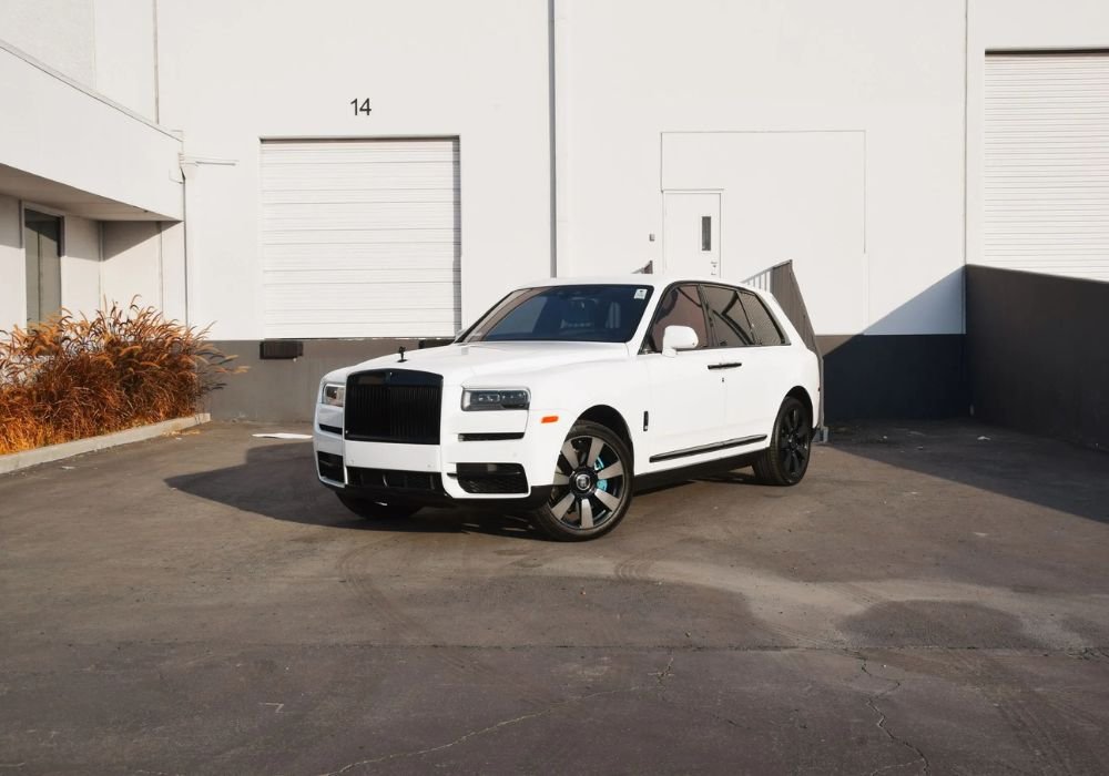 Rolls-Royce Cullinan Luxury SUV Rental | Mosh Exotics