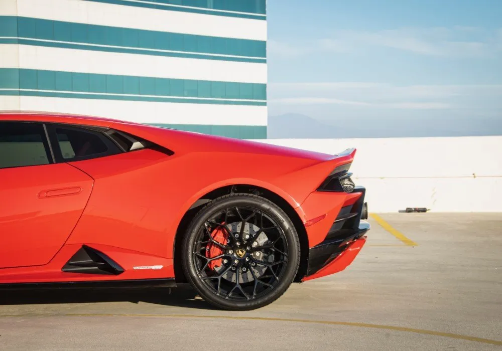 Lamborghini Huracan Evo Red High-Performance Sports Car | Mosh Exotics