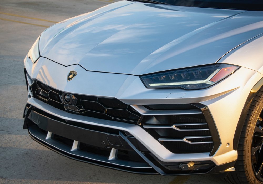 Lamborghini Urus Silver High-Performance Luxury SUV | Mosh Exotics