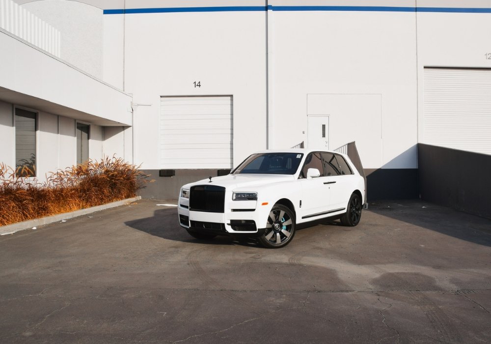 Rolls-Royce Cullinan Luxury SUV Rental | Mosh Exotics