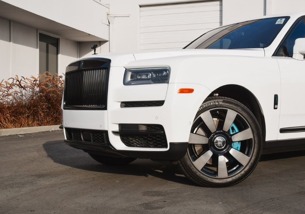 Rolls-Royce Cullinan Luxury SUV Rental | Mosh Exotics