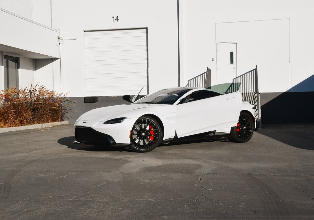 Aston Martin Vantage Luxury Sports Car Rental | Mosh Exotics